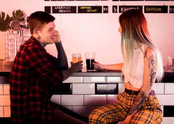 Whose House Or Place to Go to When Hooking Up With Another Swinging Couple: Ultimate Guide